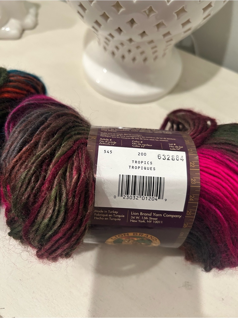 Lion Brand Landscapes Tropics Multicolor Yarn 2 Skeins sold together BRAND NEW - Picture 6 of 8
